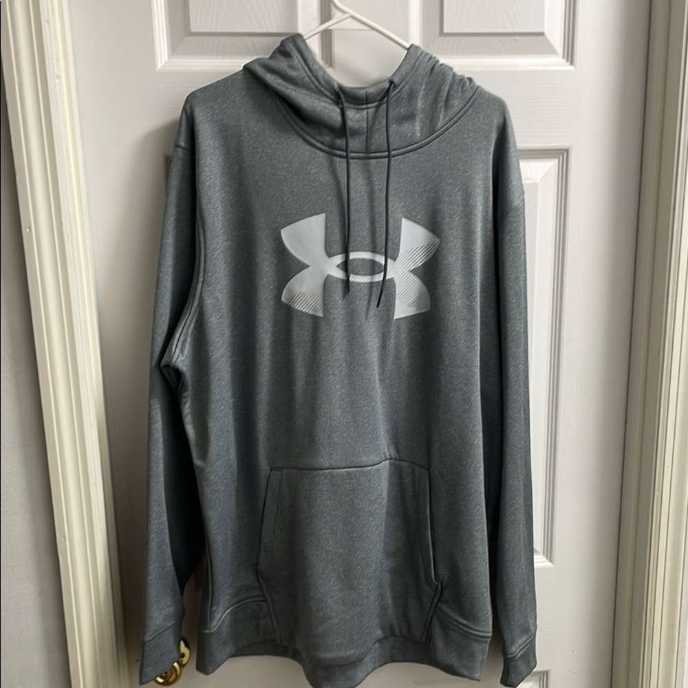 Under Armour Gray Sweatshirt Hoodie Athletic Wear